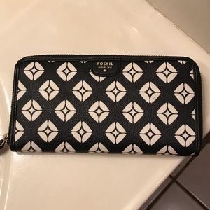 Fossil Wallet/Clutch NWT